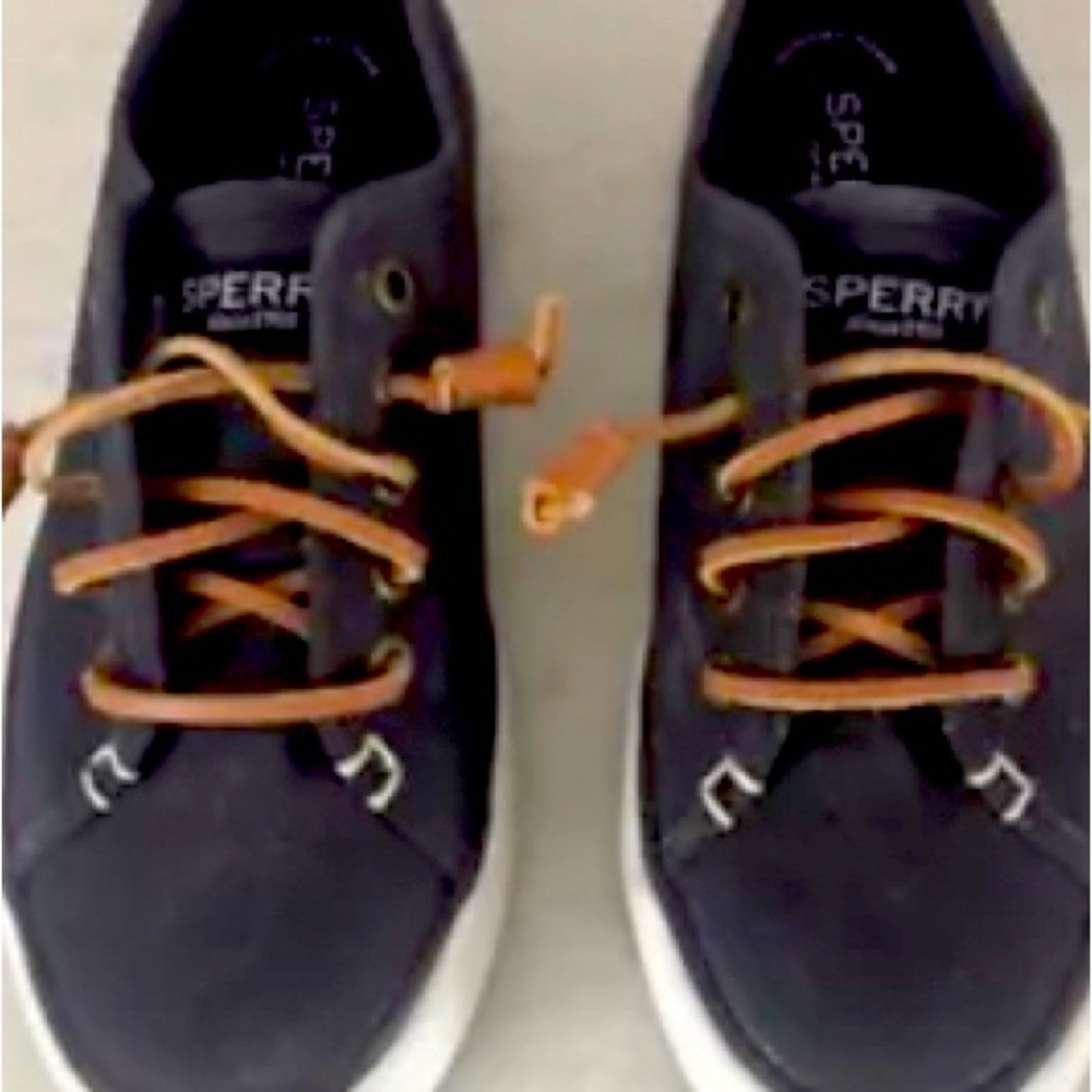 Navy blue sperrys boat shoes